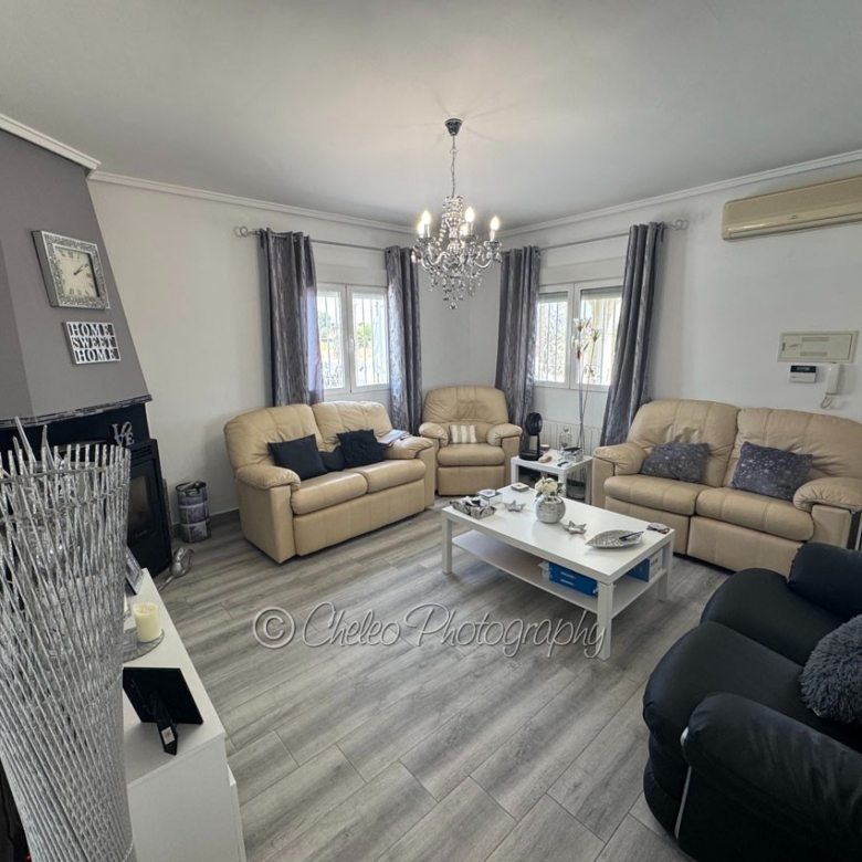 Detached Villa in Benejúzar (Ref: CS2132)