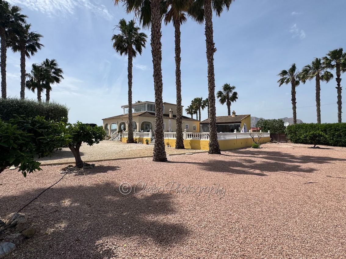Detached Villa in Benejúzar (Ref: CS2132)