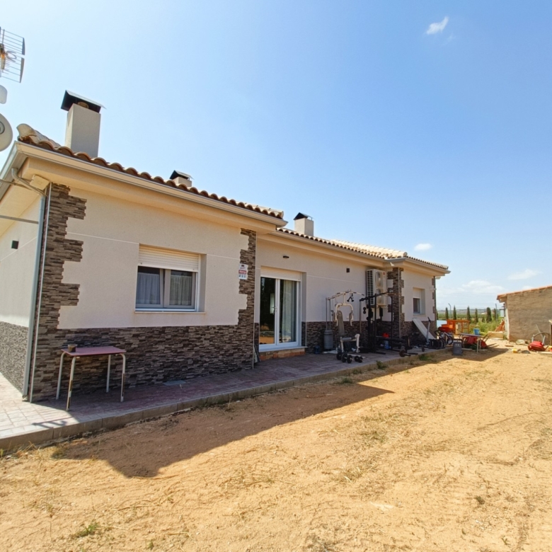 Villa in Pinoso (Ref: AM-JOSMIP)