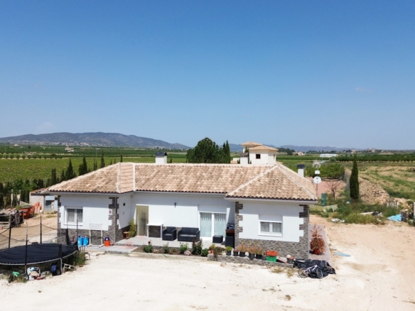 Villa in Pinoso (Ref: AM-JOSMIP)