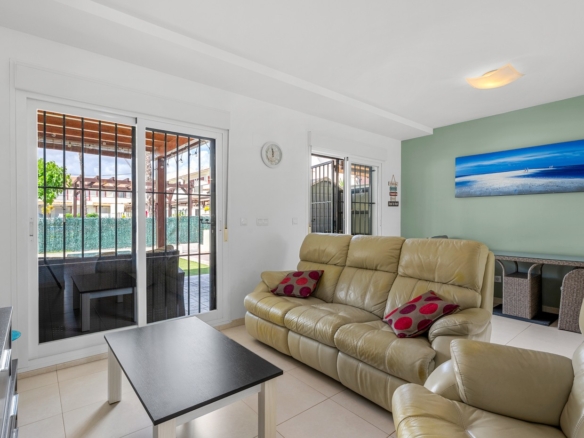 Townhouse in Ciudad Quesada (Ref: DLF134)