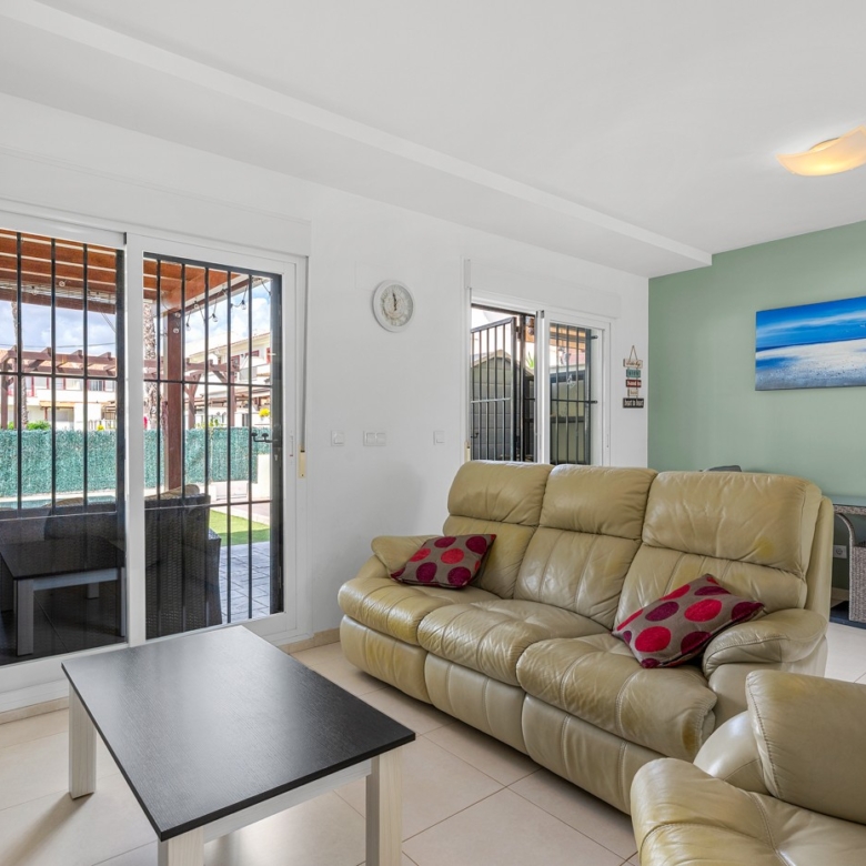 Townhouse in Ciudad Quesada (Ref: DLF134)