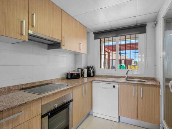 Townhouse in Ciudad Quesada (Ref: DLF134)