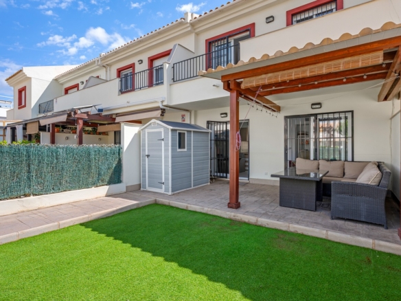 Townhouse in Ciudad Quesada (Ref: DLF134)