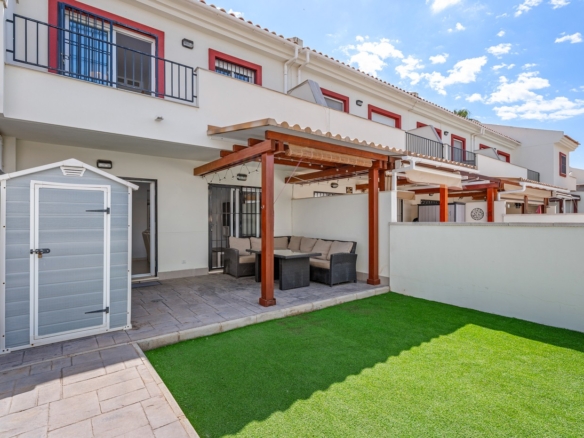Townhouse in Ciudad Quesada (Ref: DLF134)