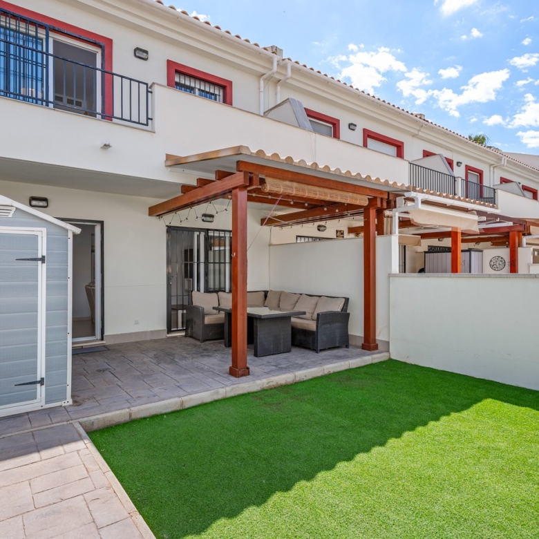 Townhouse in Ciudad Quesada (Ref: DLF134)