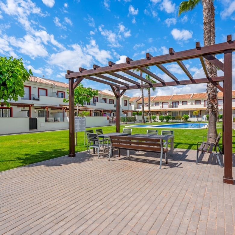 Townhouse in Ciudad Quesada (Ref: DLF134)
