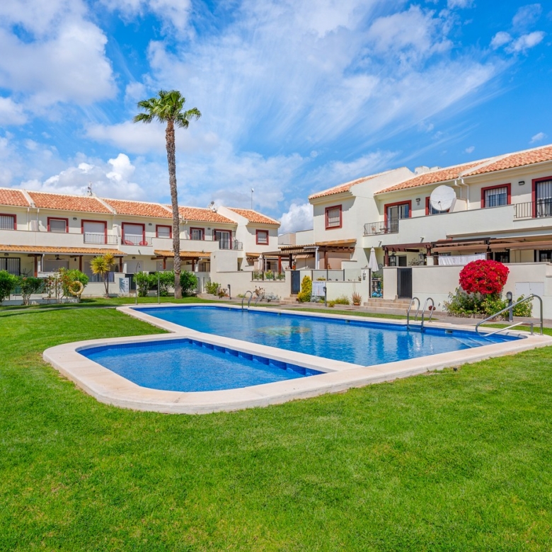 Townhouse in Ciudad Quesada (Ref: DLF134)