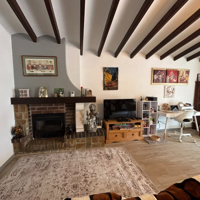 Villa in Petrer (Ref: 9013 GM7256)