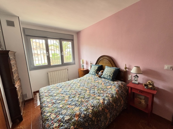Villa in Petrer (Ref: 9013 GM7256)