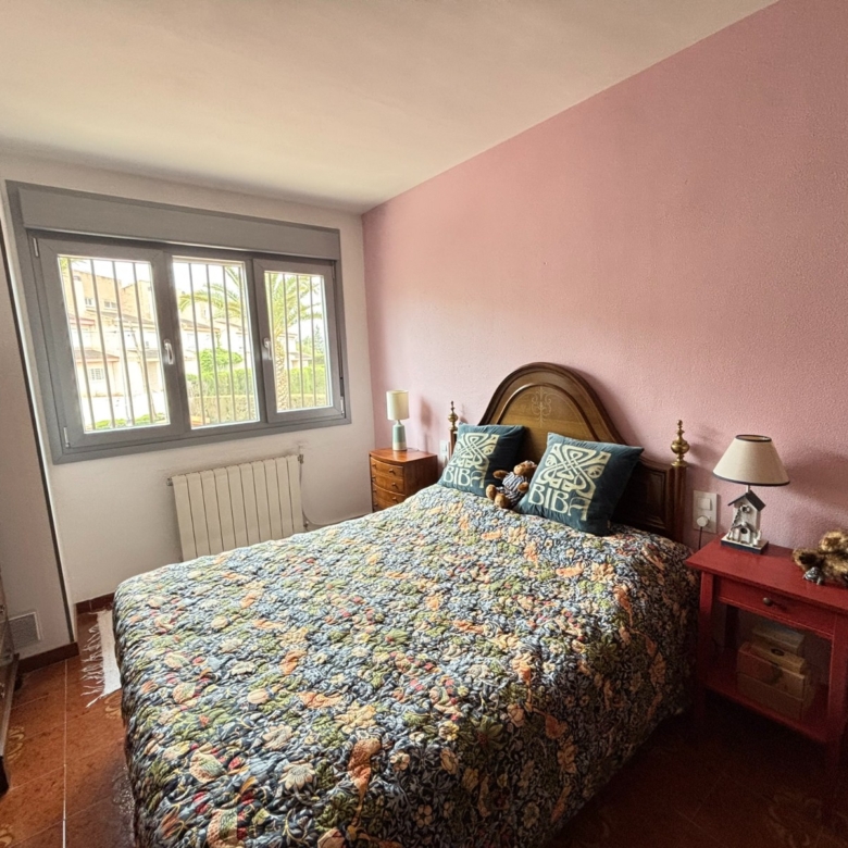 Villa in Petrer (Ref: 9013 GM7256)