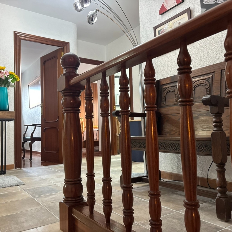 Villa in Petrer (Ref: 9013 GM7256)