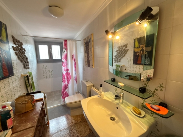 Villa in Petrer (Ref: 9013 GM7256)