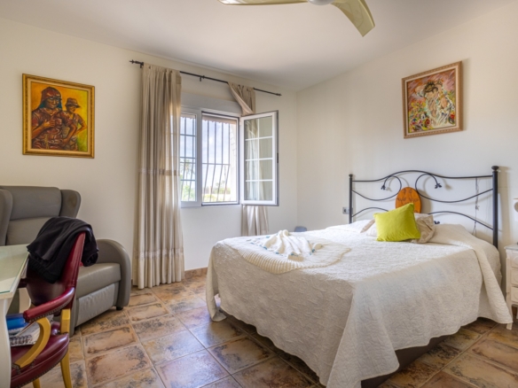 Detached Villa in Elche (Ref: BC-VISA)