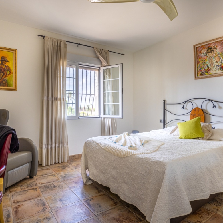 Detached Villa in Elche (Ref: BC-VISA)