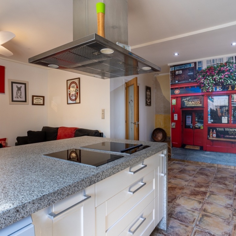Detached Villa in Elche (Ref: BC-VISA)