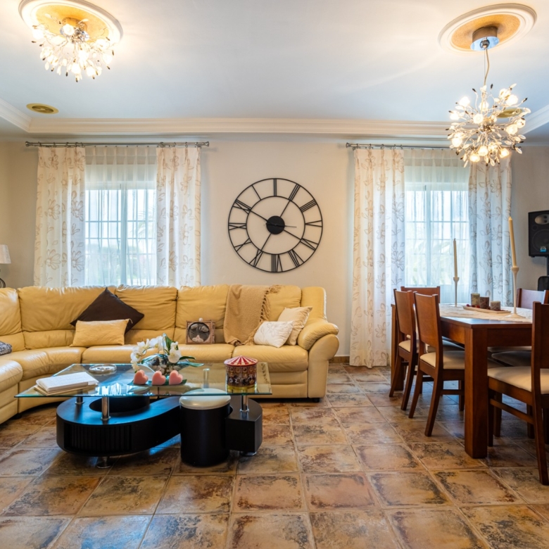 Detached Villa in Elche (Ref: BC-VISA)