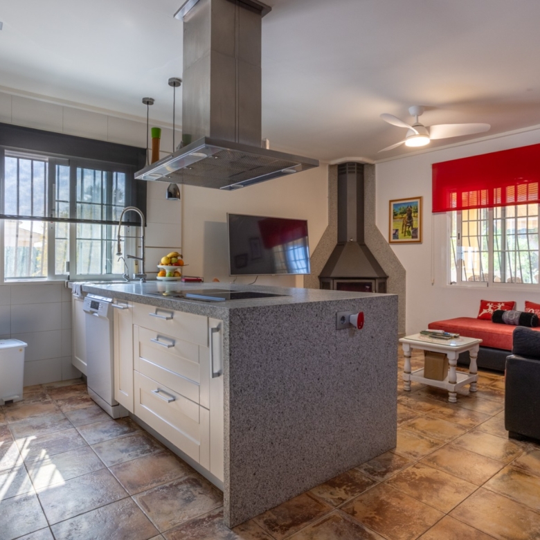 Detached Villa in Elche (Ref: BC-VISA)