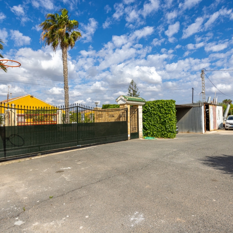 Detached Villa in Elche (Ref: BC-VISA)