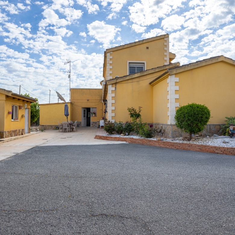 Detached Villa in Elche (Ref: BC-VISA)