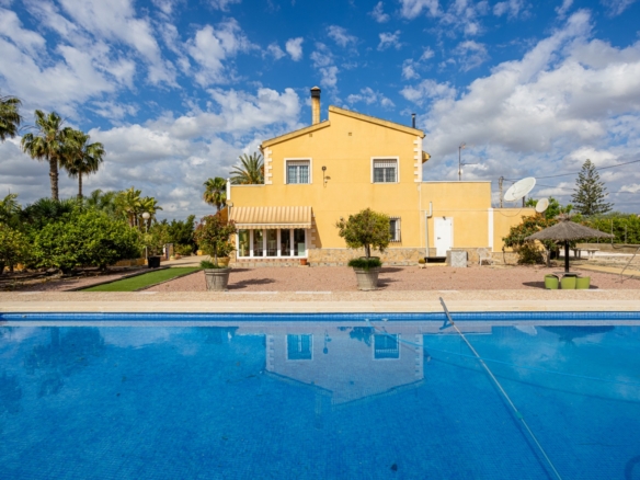 Detached Villa in Elche (Ref: BC-VISA)