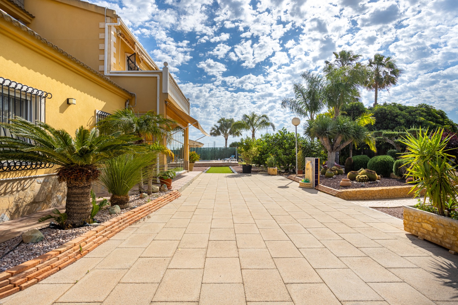 Detached Villa in Elche (Ref: BC-VISA)