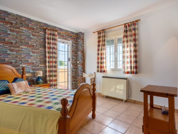 Detached Villa in Elche (Ref: BC-VISA)