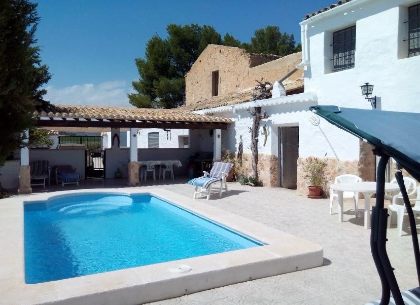 Finca/Rustic Property in Pinoso (Ref: 18227)