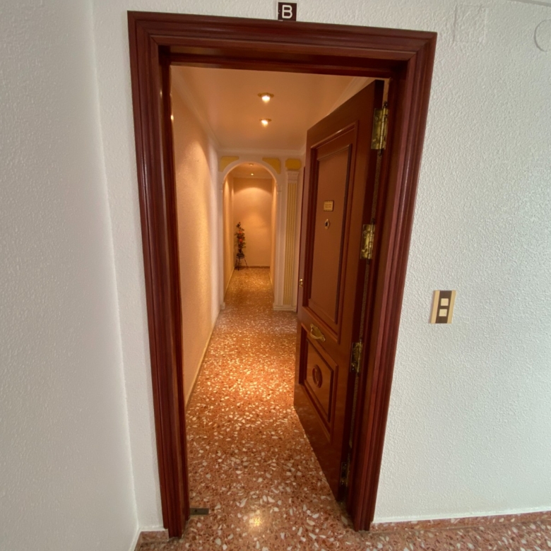Apartment in Sax (Ref: 23211)