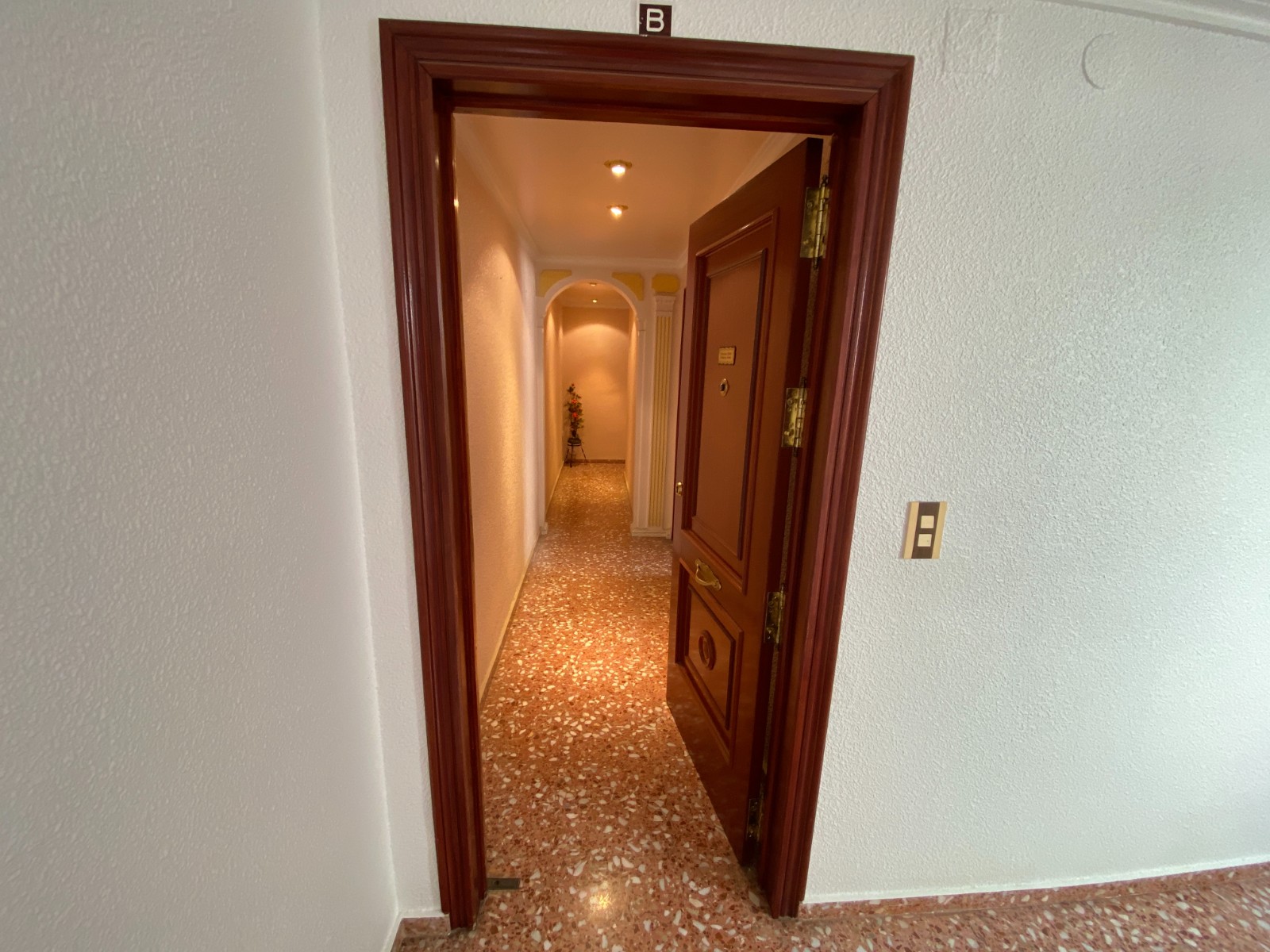 Apartment in Sax (Ref: 23211)
