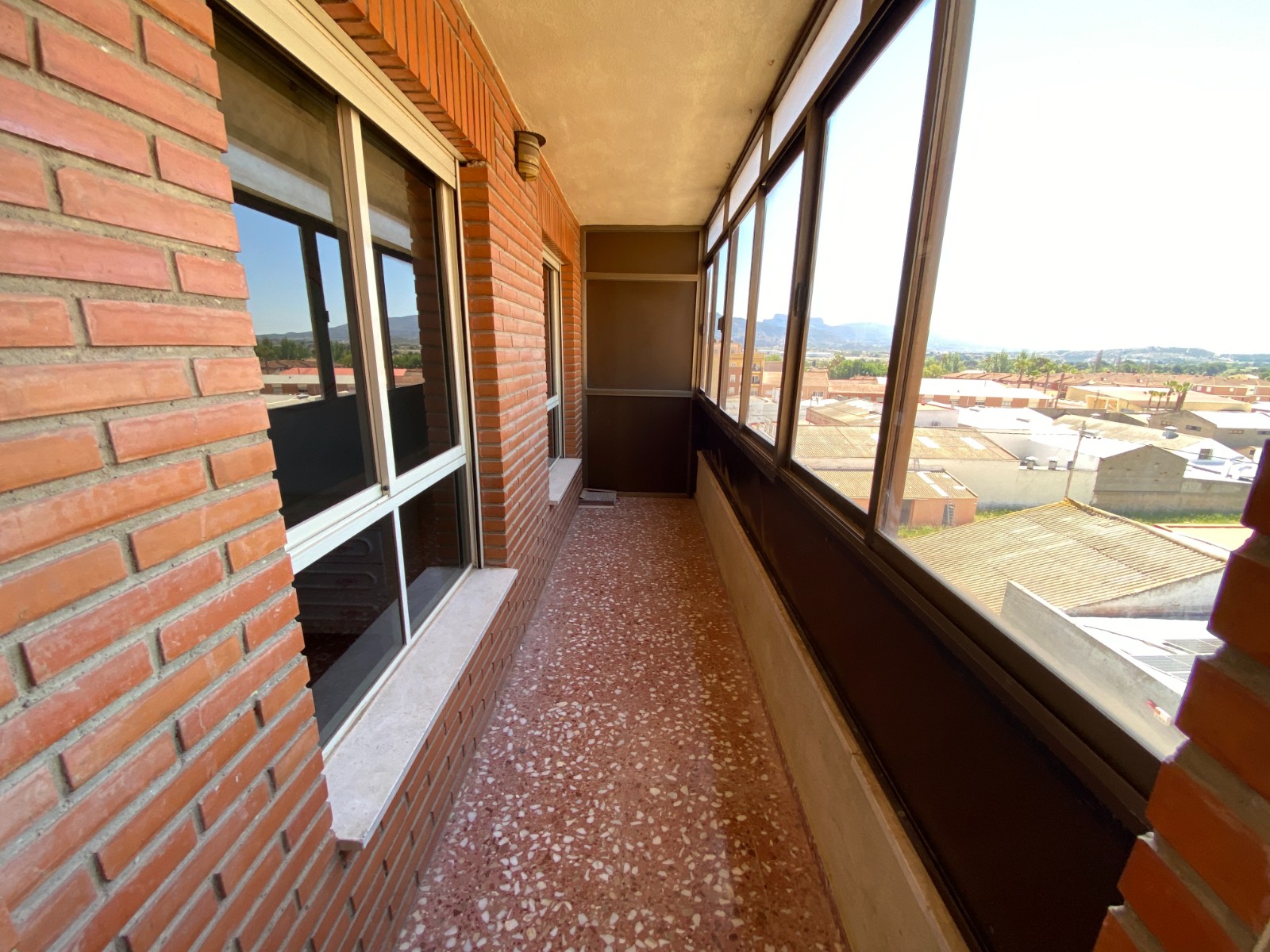 Apartment in Sax (Ref: 23211)