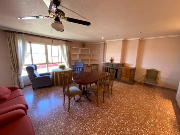Apartment in Sax (Ref: 23211)