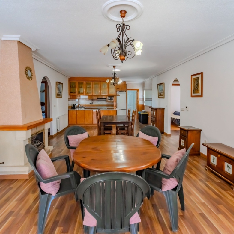 Country Property in Rojales (Ref: DLF137)