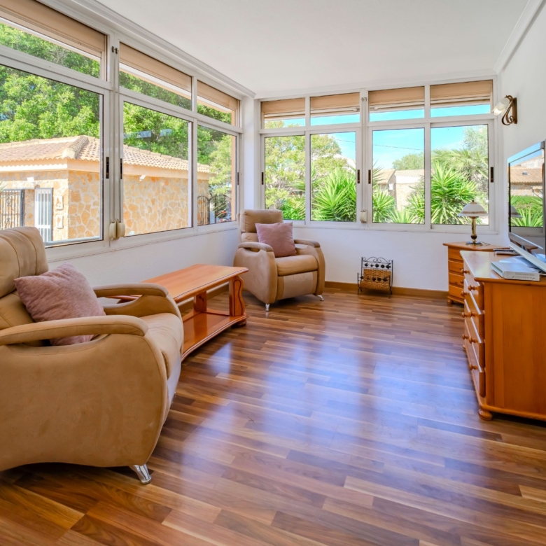 Country Property in Rojales (Ref: DLF137)