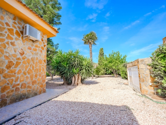 Country Property in Rojales (Ref: DLF137)