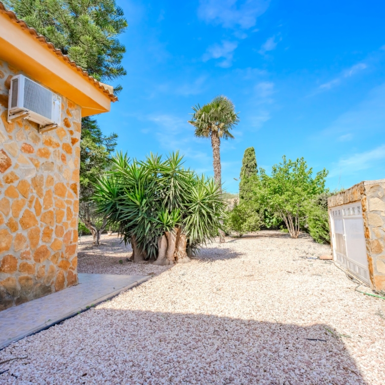Country Property in Rojales (Ref: DLF137)