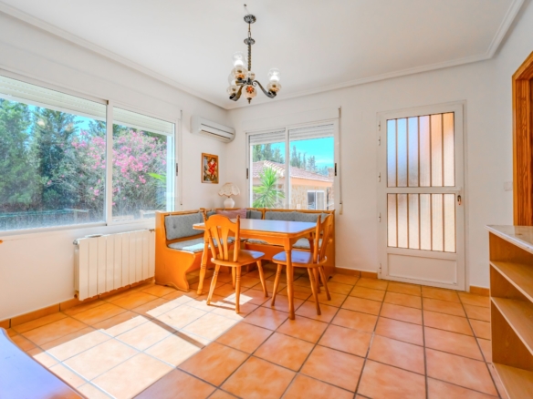 Country Property in Rojales (Ref: DLF137)