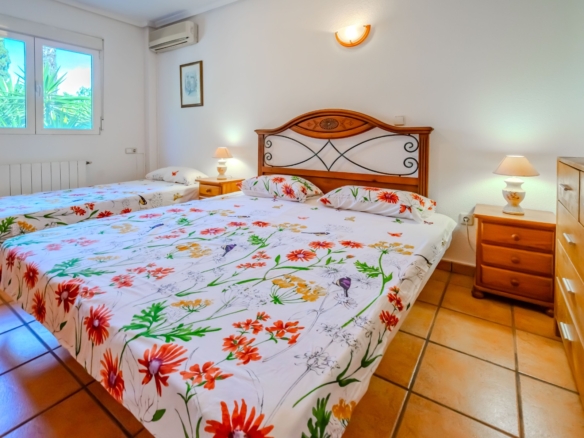 Country Property in Rojales (Ref: DLF137)