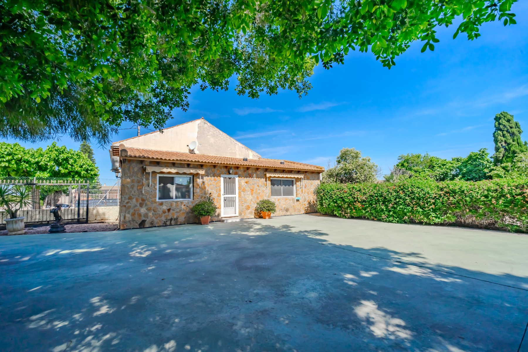 Country Property in Rojales (Ref: DLF137)