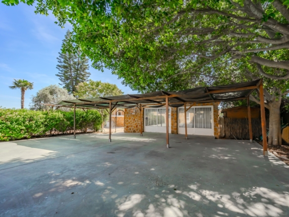 Country Property in Rojales (Ref: DLF137)