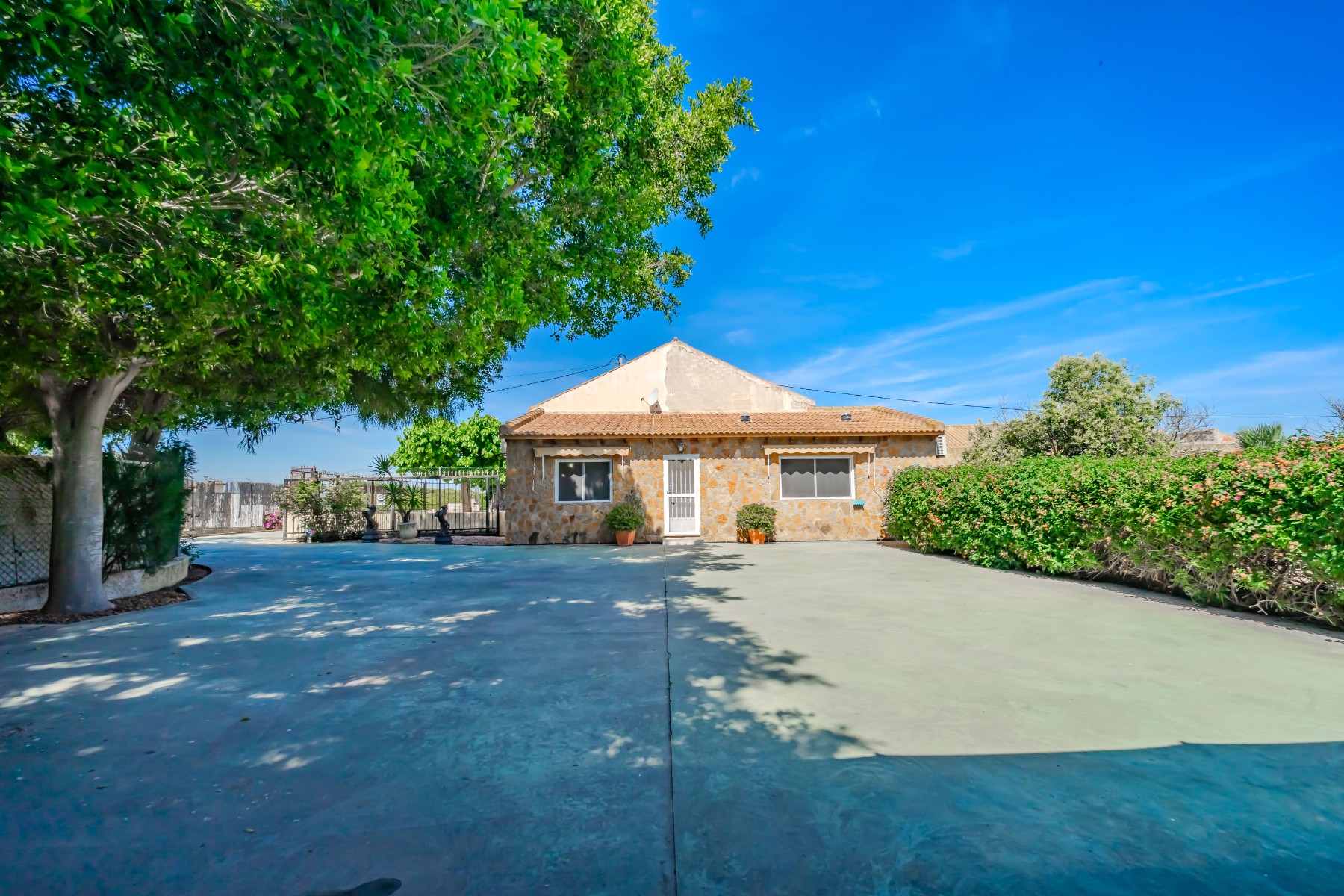 Country Property in Rojales (Ref: DLF137)