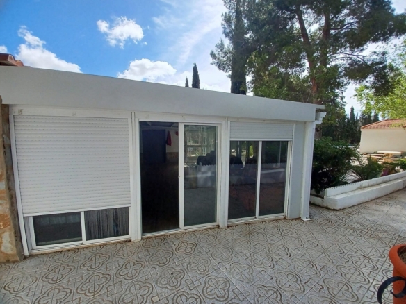 Villa in Sax (Ref: 9030 PT3117)