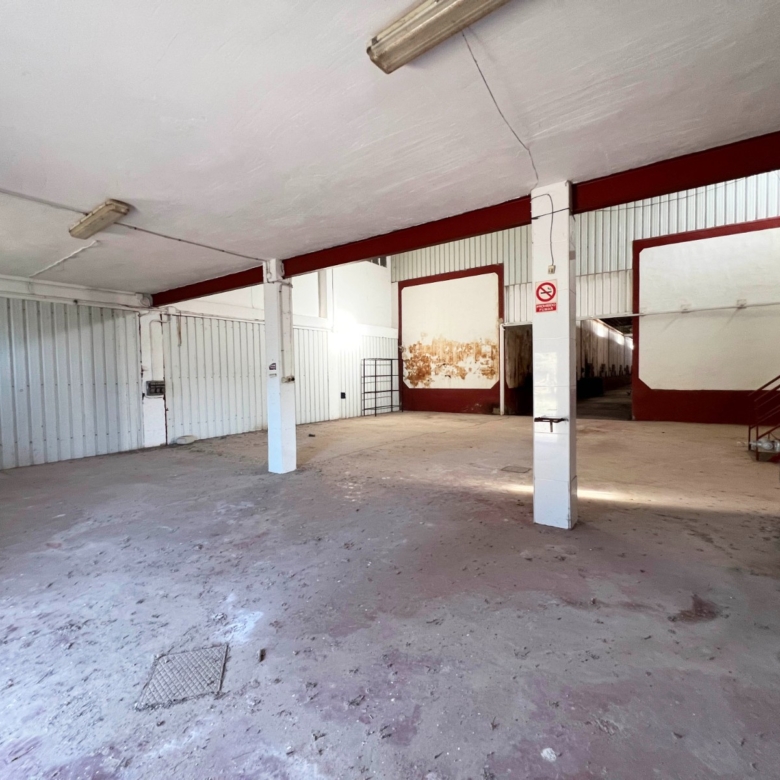 Commercial in Hondón de los Frailes (Ref: AM-BODEGA)