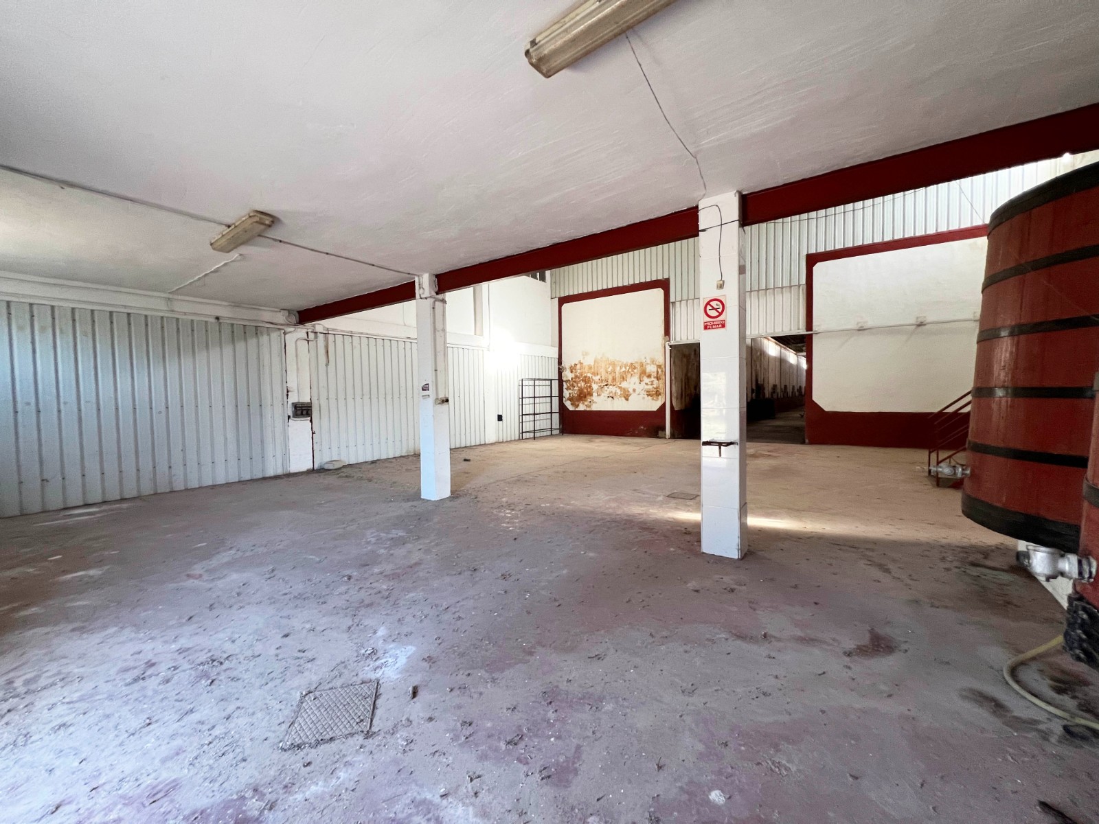 Commercial in Hondón de los Frailes (Ref: AM-BODEGA)