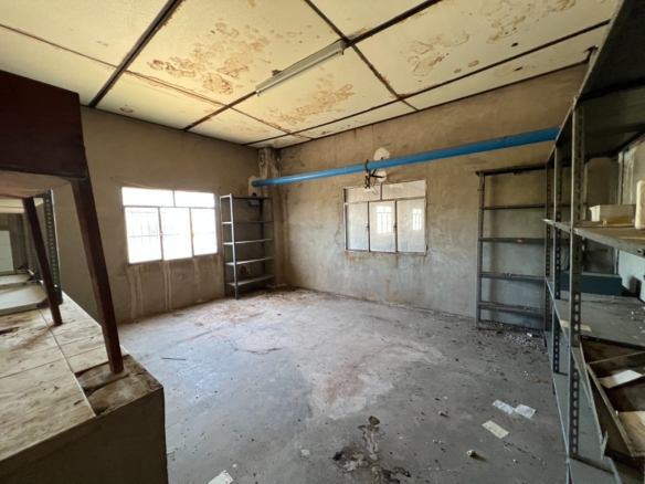 Commercial in Hondón de los Frailes (Ref: AM-BODEGA)