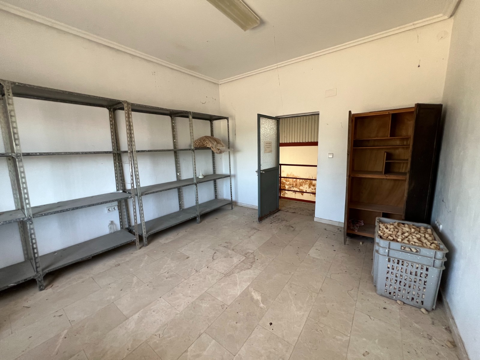 Commercial in Hondón de los Frailes (Ref: AM-BODEGA)