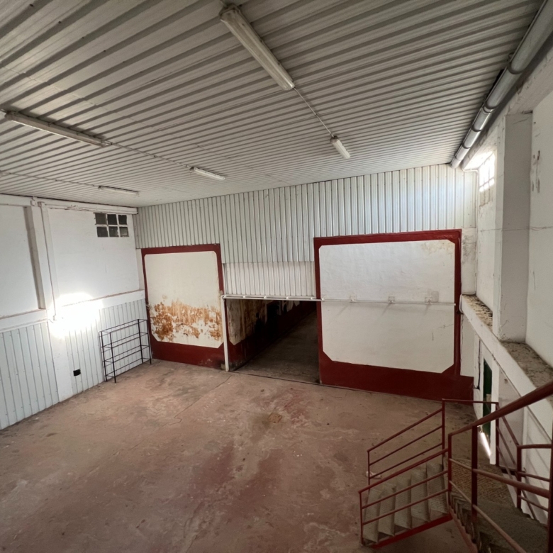 Commercial in Hondón de los Frailes (Ref: AM-BODEGA)