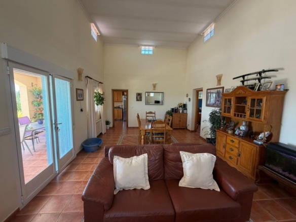 Villa in Sax (Ref: 9031 GM2467)