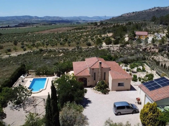 Villa in Sax (Ref: 9031 GM2467)