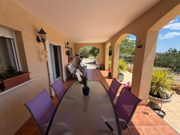 Villa in Sax (Ref: 9031 GM2467)